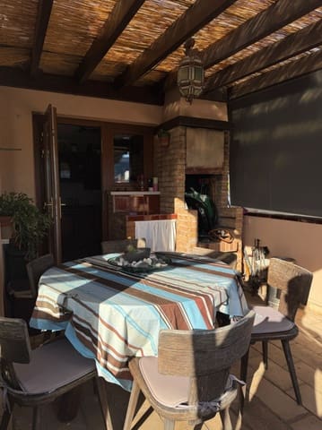 2 makuuhuone Kattohuoneisto myytävänä paikassa Dénia mukana uima-altaan - 477 000 € (Ref: 9367757)