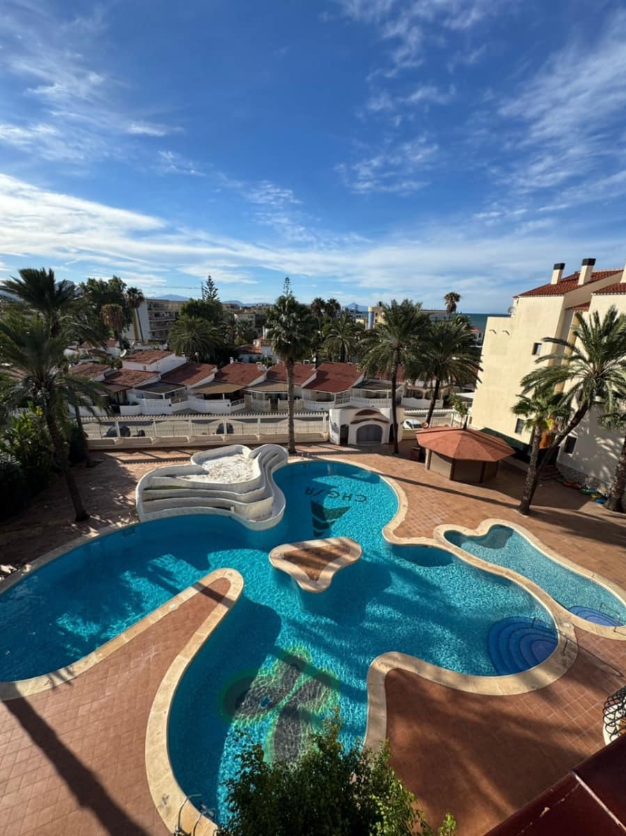 2 makuuhuone Kattohuoneisto myytävänä paikassa Denia mukana uima-altaan - 477 000 € (Ref: 9367757)