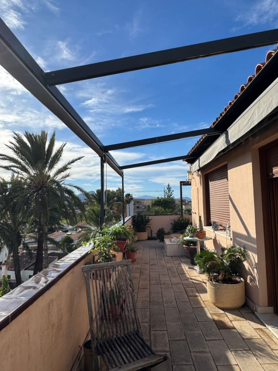 2 makuuhuone Kattohuoneisto myytävänä paikassa Denia mukana uima-altaan - 477 000 € (Ref: 9367757)