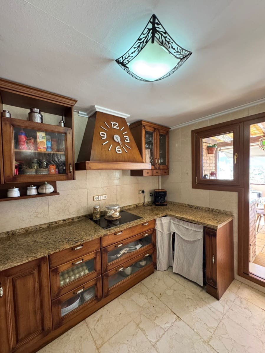 2 makuuhuone Kattohuoneisto myytävänä paikassa Denia mukana uima-altaan - 477 000 € (Ref: 9367757)