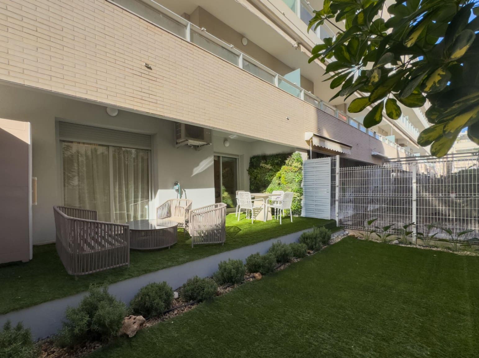 1 soveværelse Lejlighed til salg i Denia med swimmingpool - € 239.000 (Ref: 9414860)