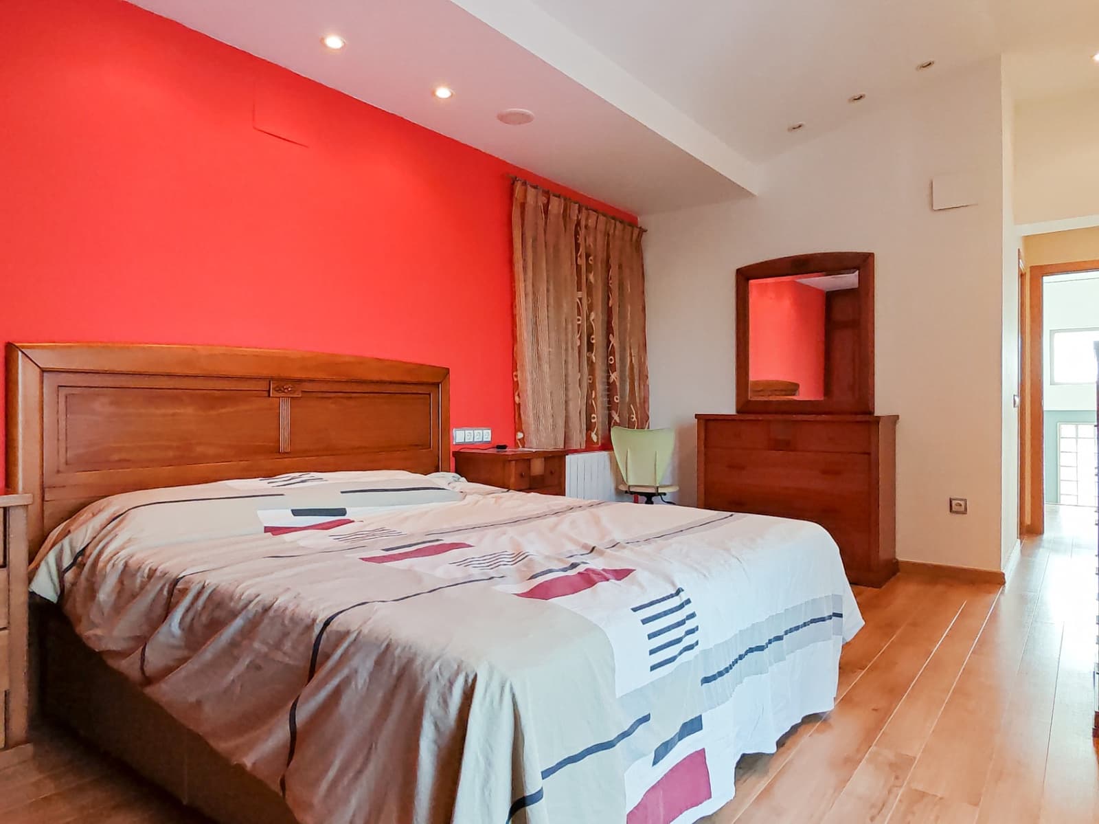 4 Zimmer Villa zu verkaufen in Denia mit Pool Garage - 650.000 € (Ref: 9625985)