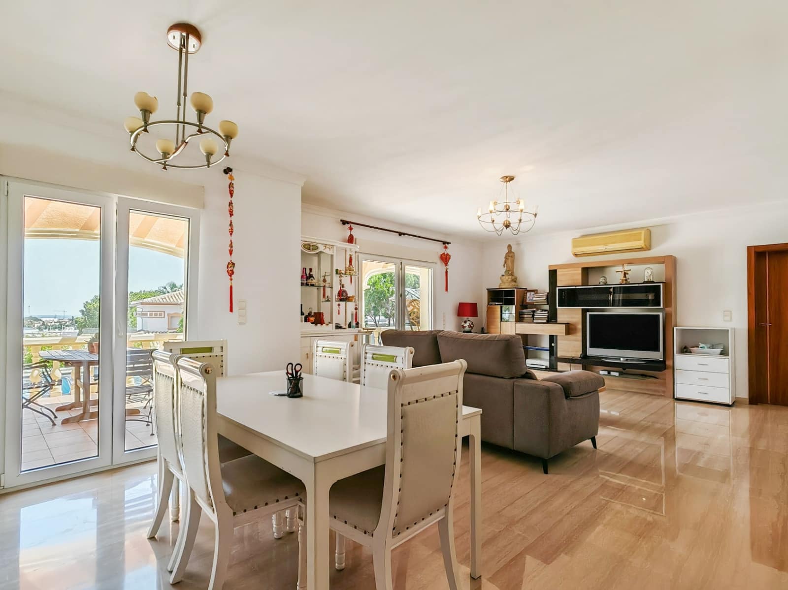 5 Zimmer Villa zu verkaufen in Denia mit Garage - 845.000 € (Ref: 9625988)