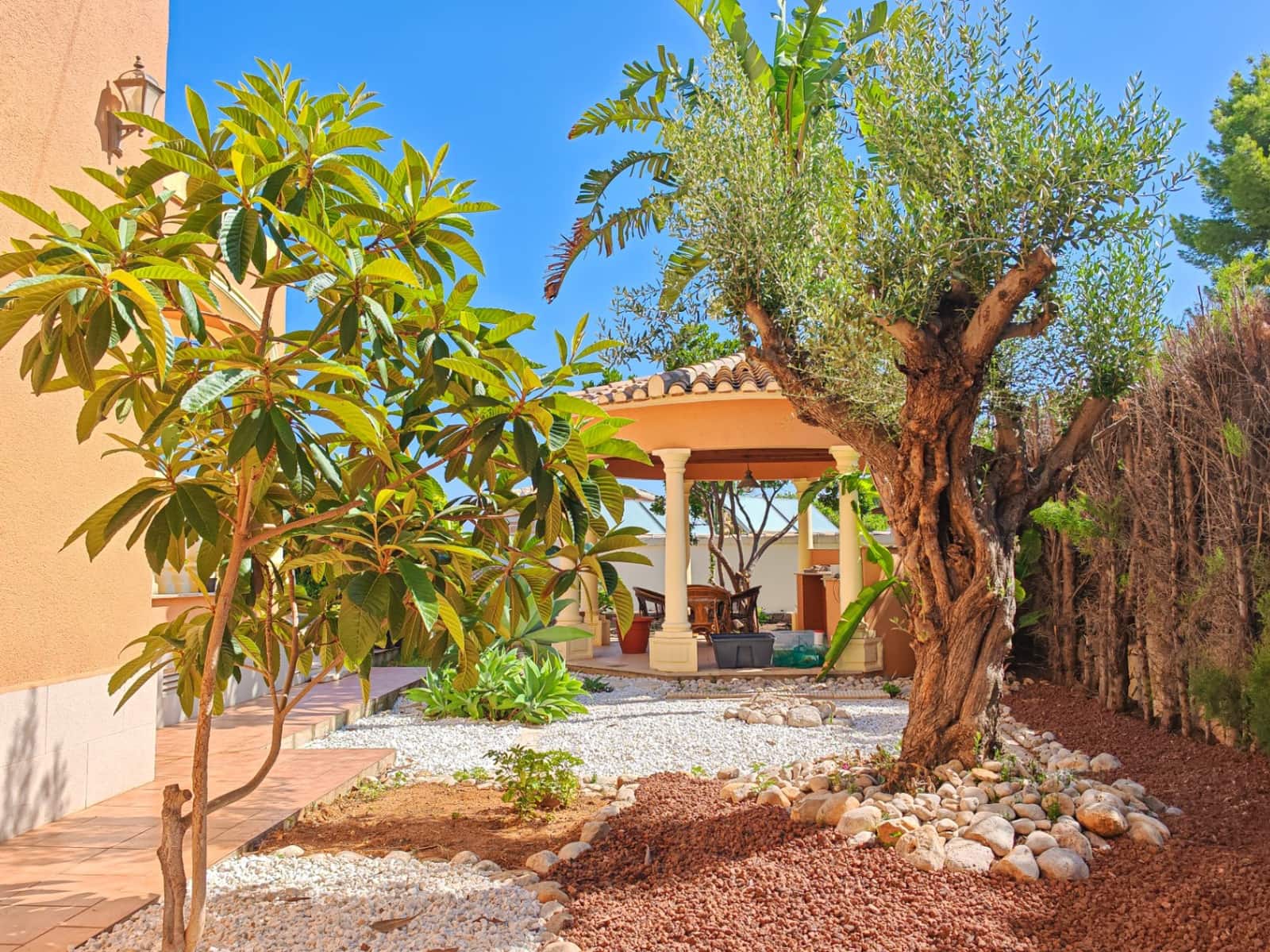 5 Zimmer Villa zu verkaufen in Denia mit Garage - 845.000 € (Ref: 9625988)