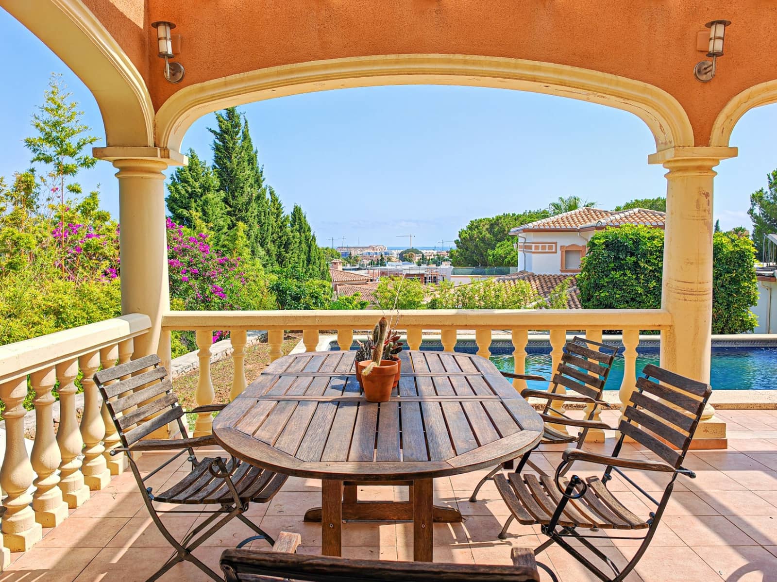 5 Zimmer Villa zu verkaufen in Denia mit Garage - 845.000 € (Ref: 9625988)