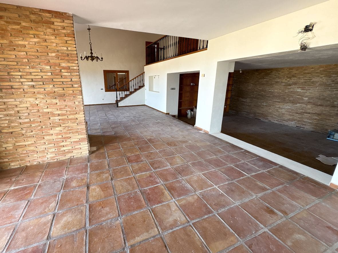 4 bedroom Villa for sale in Denia with pool garage - € 1,150,000 (Ref: 9867908)