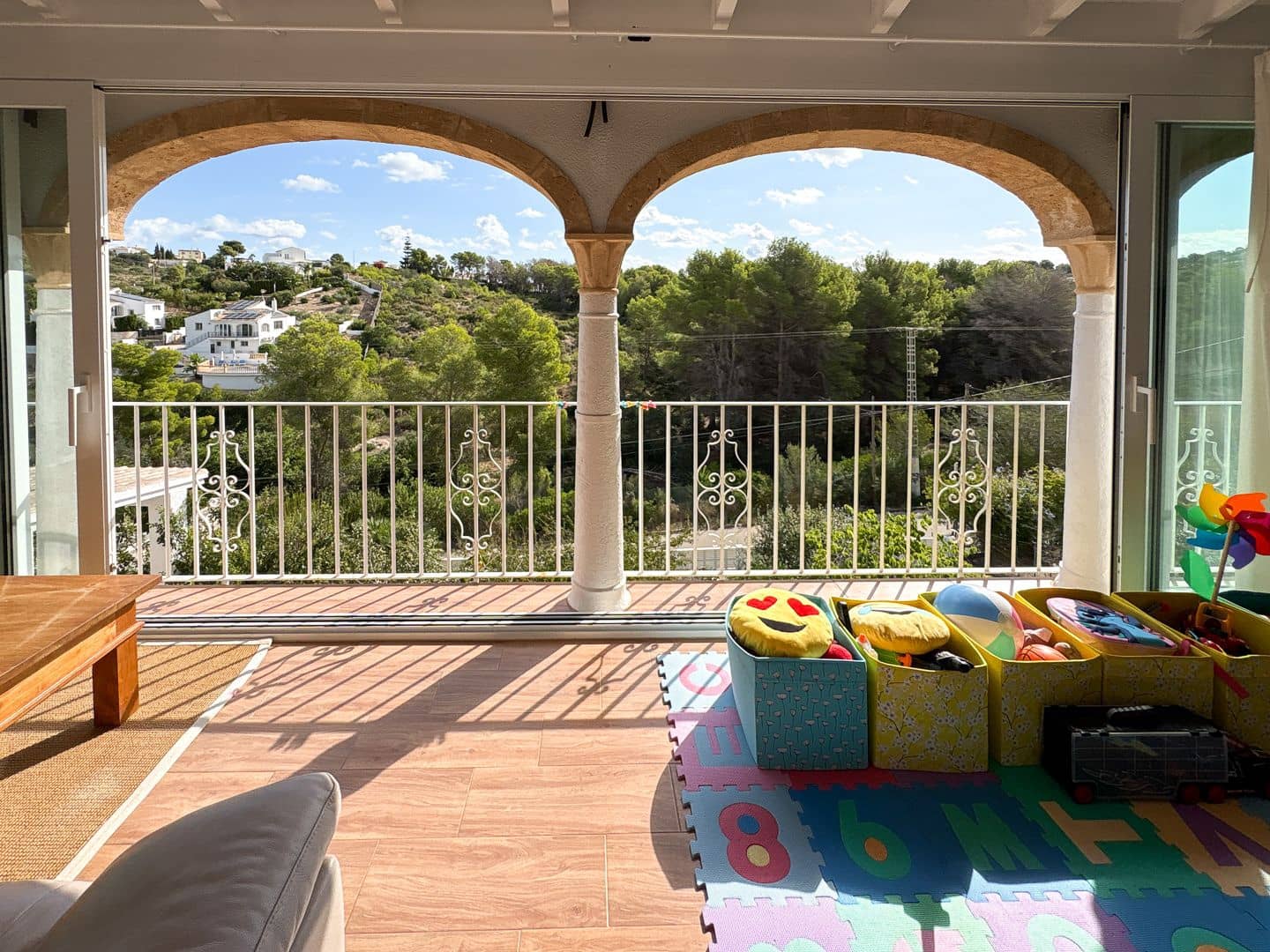 3 bedroom Villa for sale in Pinosol with garage - € 630,000 (Ref: 9935334)