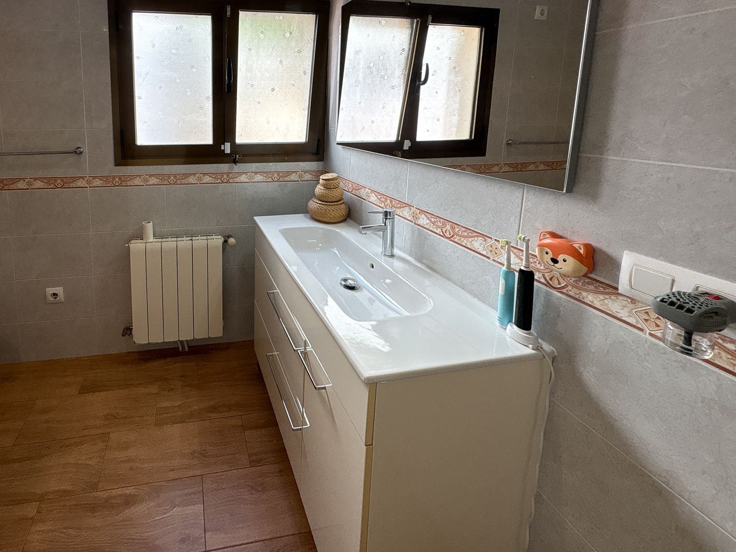 3 bedroom Villa for sale in Pinosol with garage - € 630,000 (Ref: 9935334)