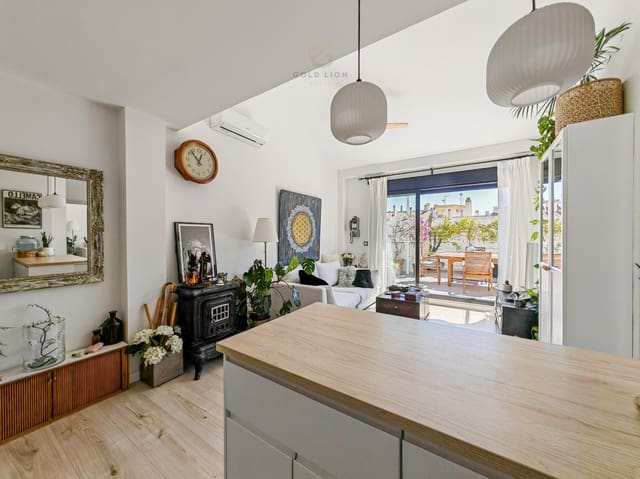 2 makuuhuone Kattohuoneisto myytävänä paikassa Centro Urbano, Dénia - 310 000 € (Ref: 9935335)