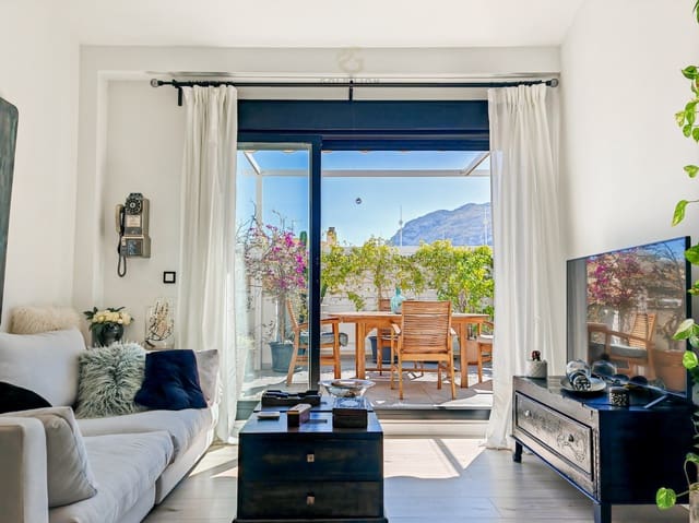 2 makuuhuone Kattohuoneisto myytävänä paikassa Centro Urbano, Dénia - 310 000 € (Ref: 9935335)