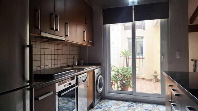 4 makuuhuone Omakotitalo myytävänä paikassa Centro Urbano, Dénia - 456 000 € (Ref: 9935342)