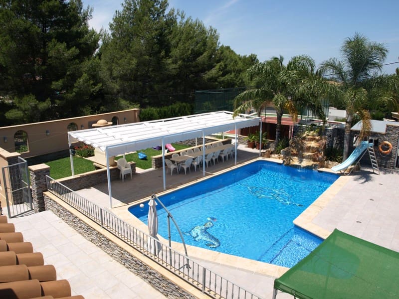 Villa for sale in Denia - € 899,000 (Ref: 9935346)