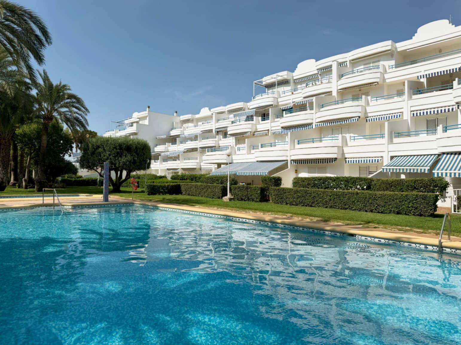 2 bedroom Apartment for sale in Denia with pool garage - € 360,000 (Ref: 9938972)