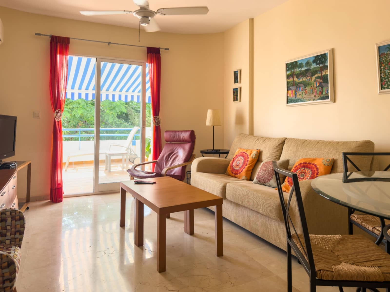 2 bedroom Apartment for sale in Denia with pool garage - € 360,000 (Ref: 9938972)