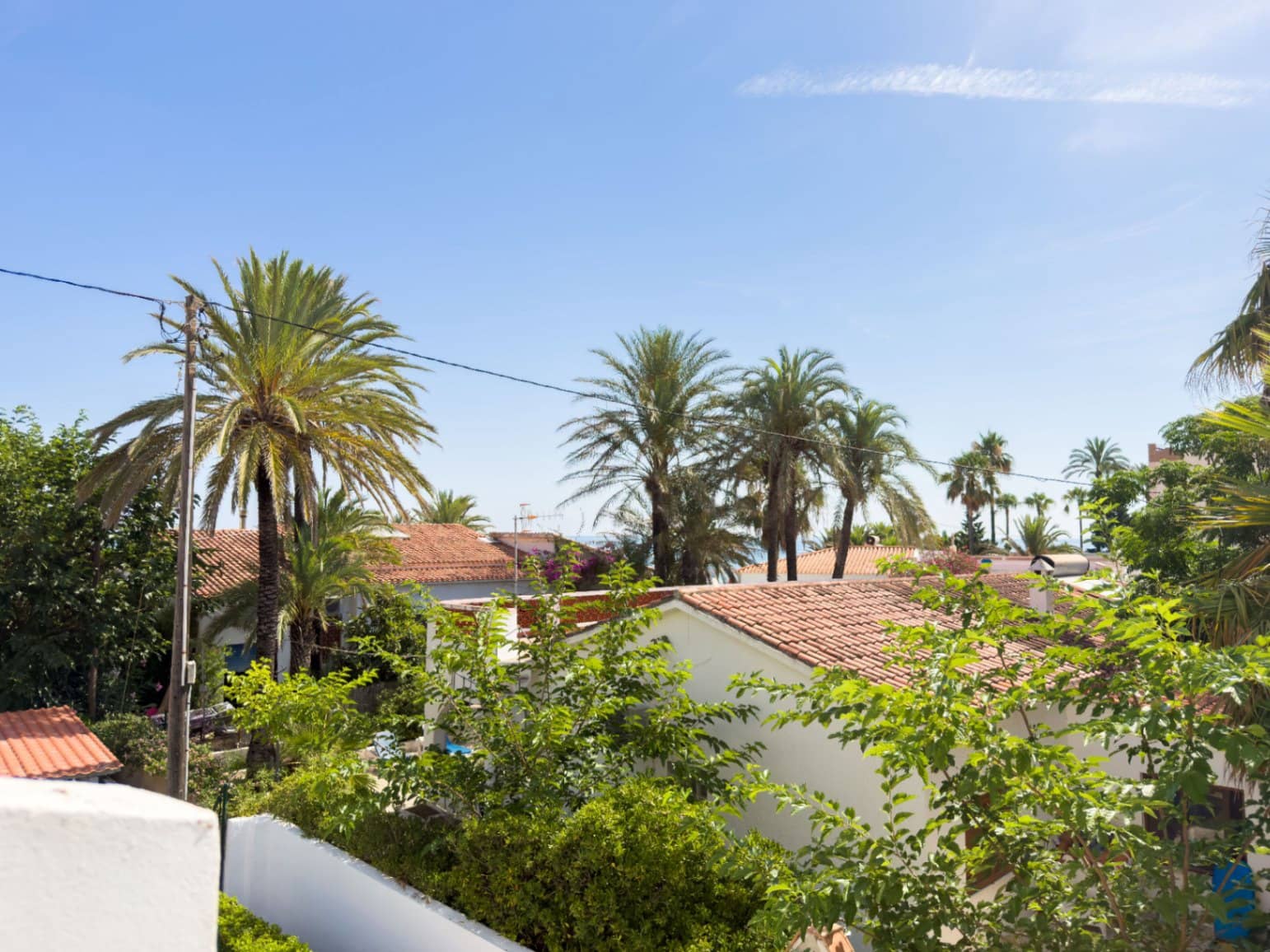 2 bedroom Apartment for sale in Denia with pool garage - € 360,000 (Ref: 9938972)