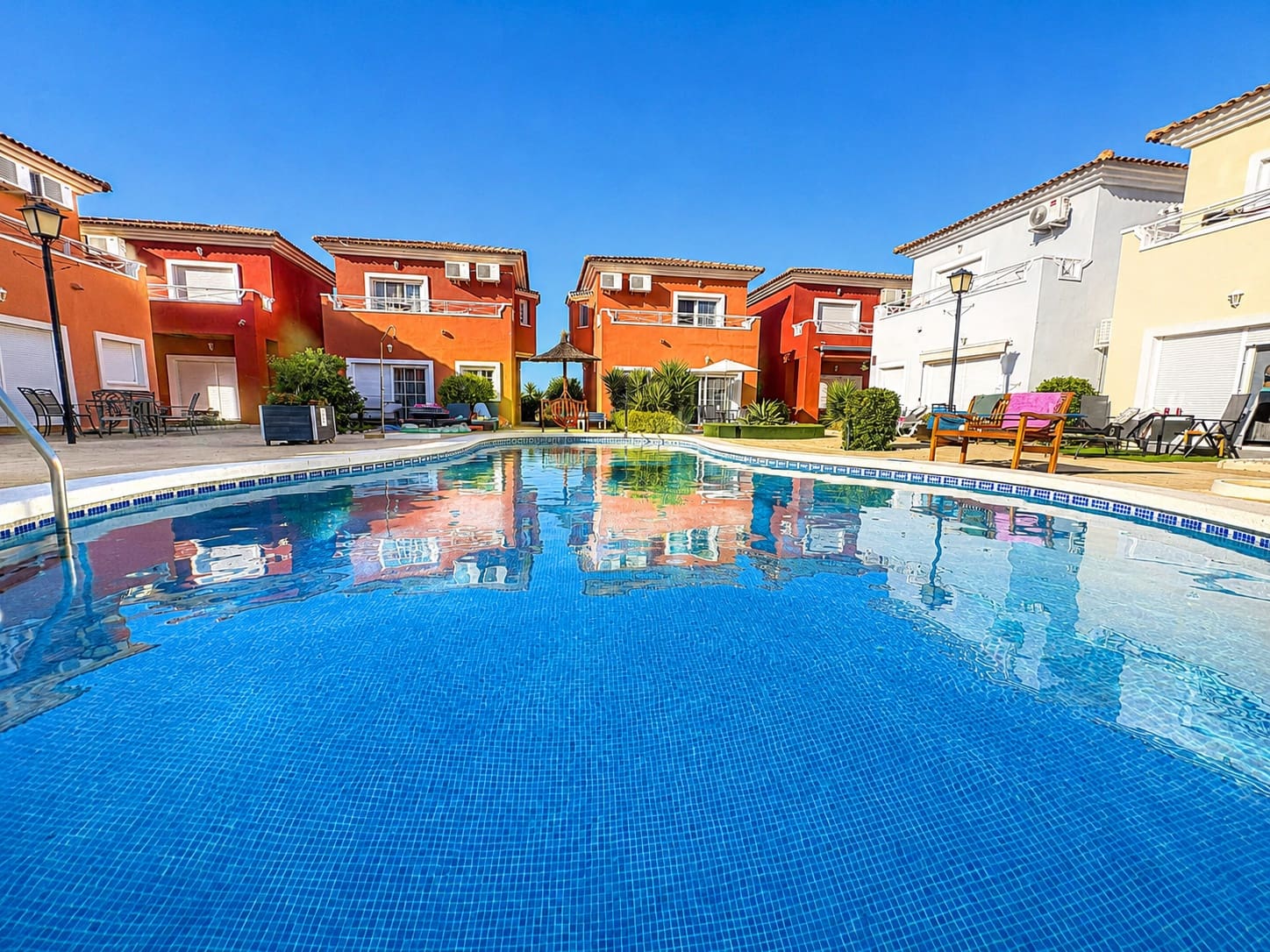2 soveværelse Villa til salg i Banos y Mendigo med swimmingpool - € 159.000 (Ref: 10023355)