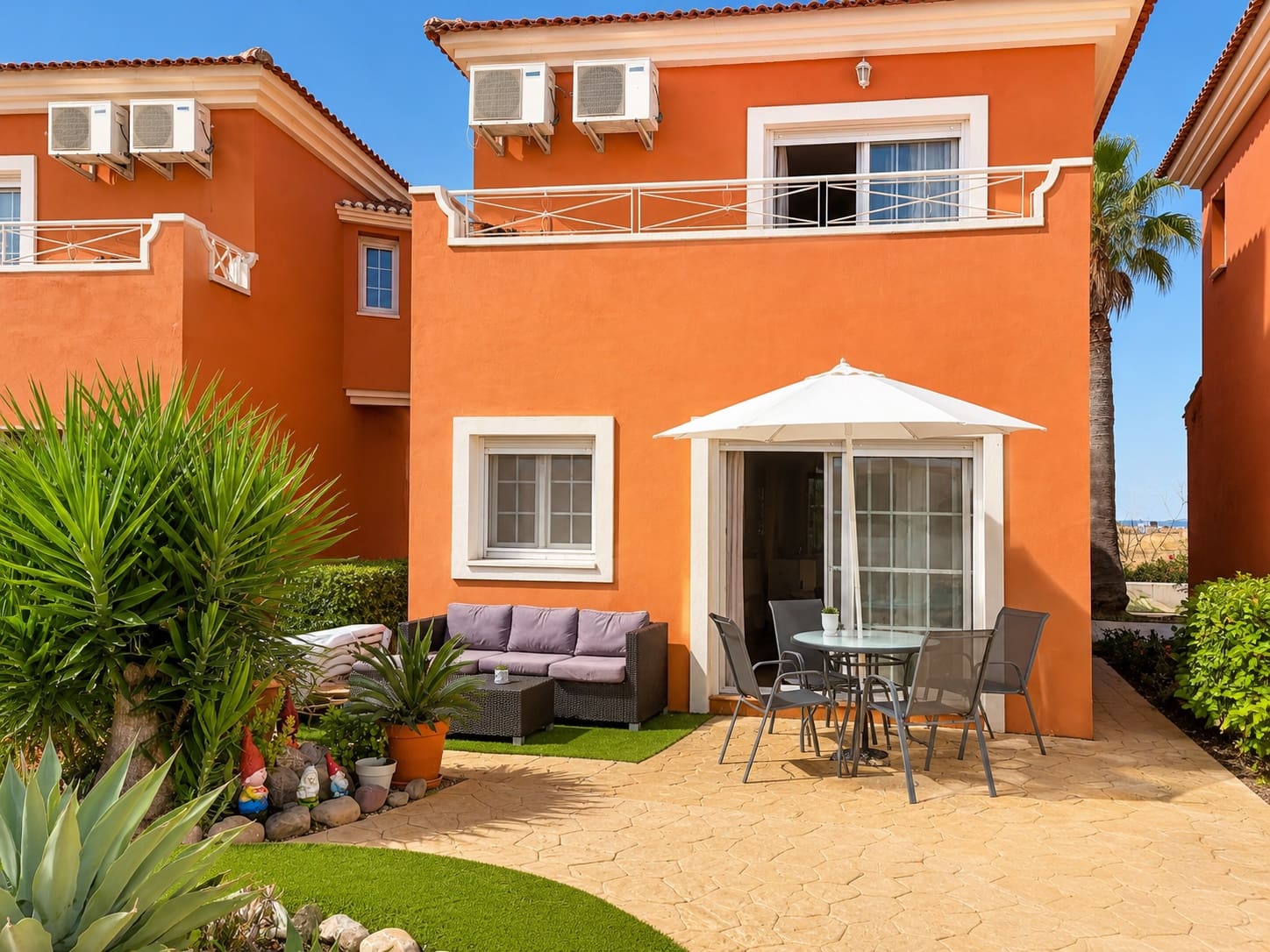 2 soveværelse Villa til salg i Banos y Mendigo med swimmingpool - € 159.000 (Ref: 10023355)