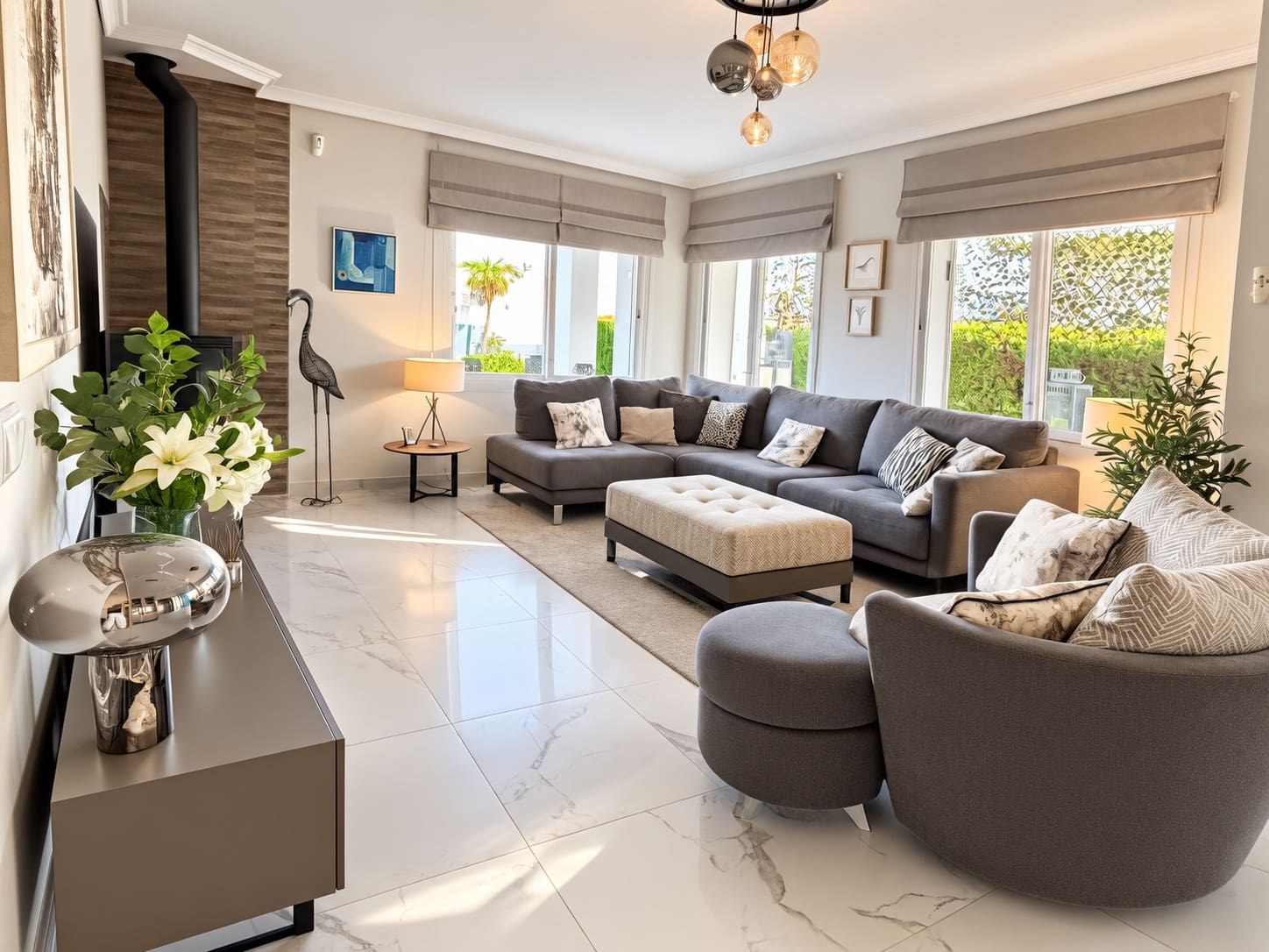 4 bedroom Villa for sale in Mar de Cristal with pool garage - € 550,000 (Ref: 10076998)