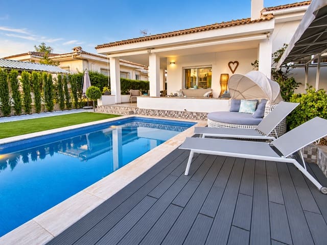 4 bedroom Villa for sale in Mar de Cristal, Cartagena with pool garage - € 550,000 (Ref: 10076998)