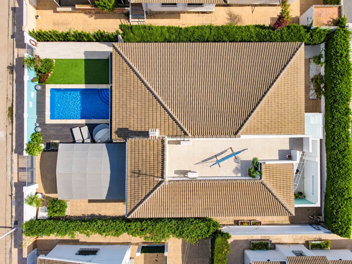 4 bedroom Villa for sale in Mar de Cristal with pool garage - € 550,000 (Ref: 10076998)
