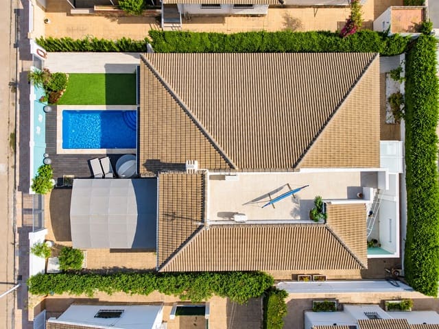 4 bedroom Villa for sale in Mar de Cristal, Cartagena with pool garage - € 550,000 (Ref: 10076998)