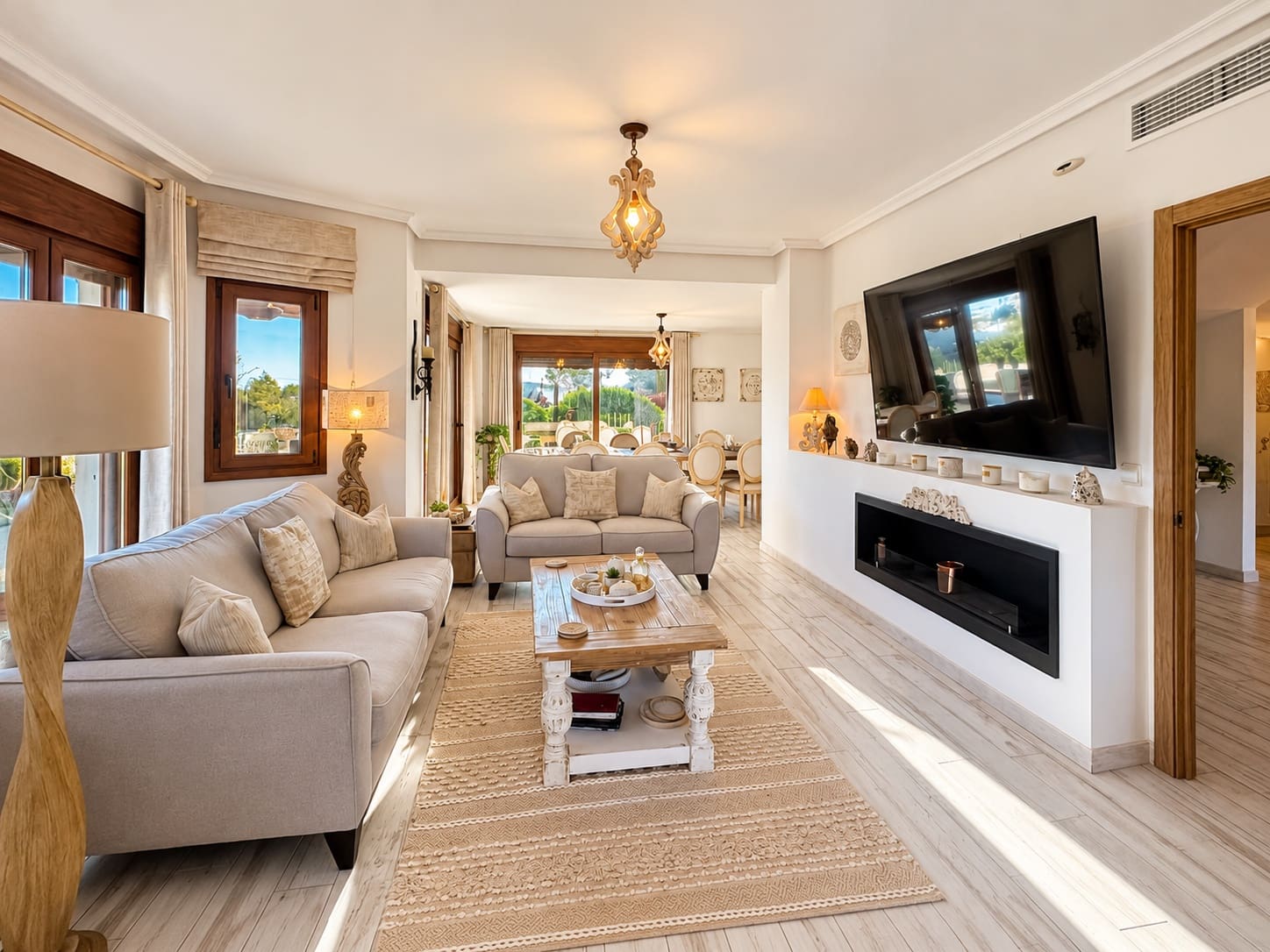 5 chambre Villa/Maison à vendre à Banos y Mendigo avec piscine garage - 1 300 000 € (Ref: 10158435)