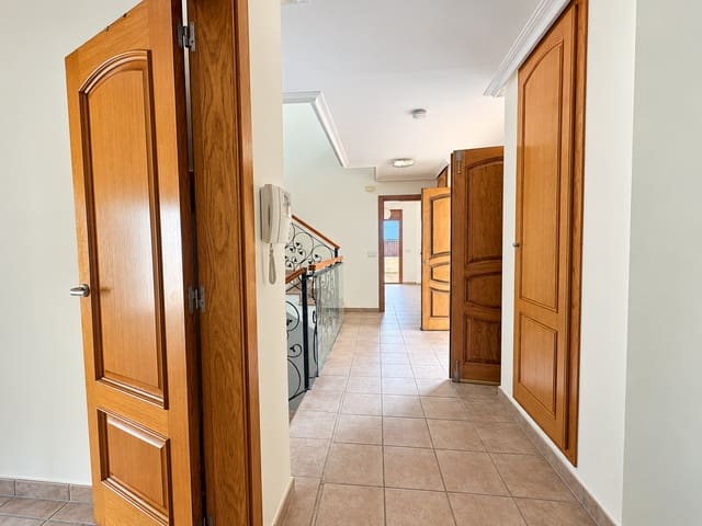 4 bedroom Villa for sale in Baños y Mendigo, Murcia city with pool garage - € 430,000 (Ref: 10160086)
