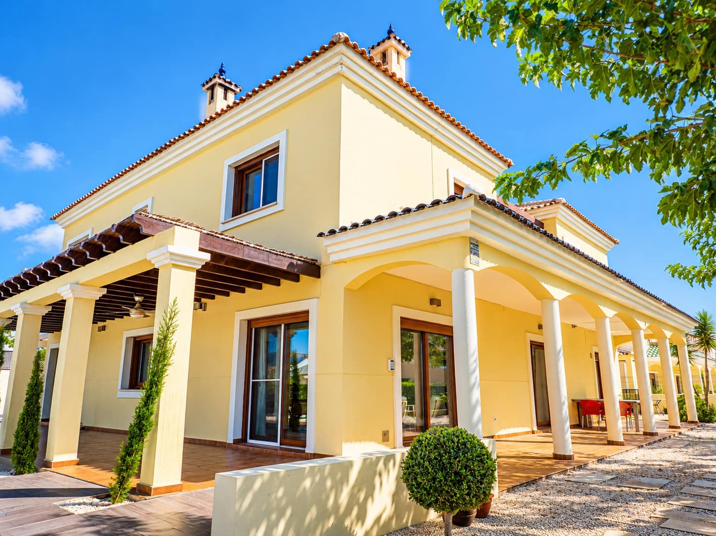 5 sypialnia Willa na sprzedaż w Banos y Mendigo z basenem garażem - 995 000 € (Ref: 10163957)
