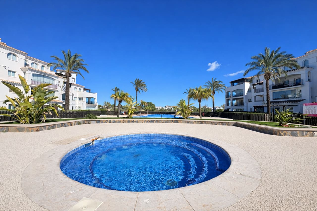 2 slaapkamer Appartement te koop in Hacienda Riquelme met zwembad garage - € 169.000 (Ref: 10183228)