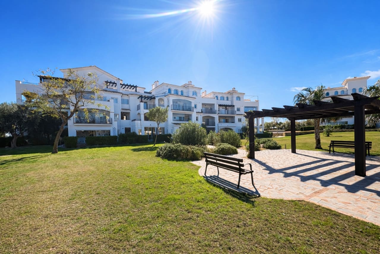 2 slaapkamer Appartement te koop in Hacienda Riquelme met zwembad garage - € 169.000 (Ref: 10183228)