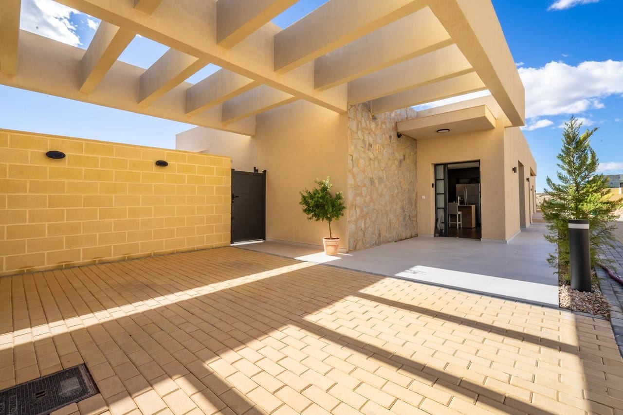 2 slaapkamer Villa te koop in Banos y Mendigo met zwembad garage - € 489.000 (Ref: 10185282)
