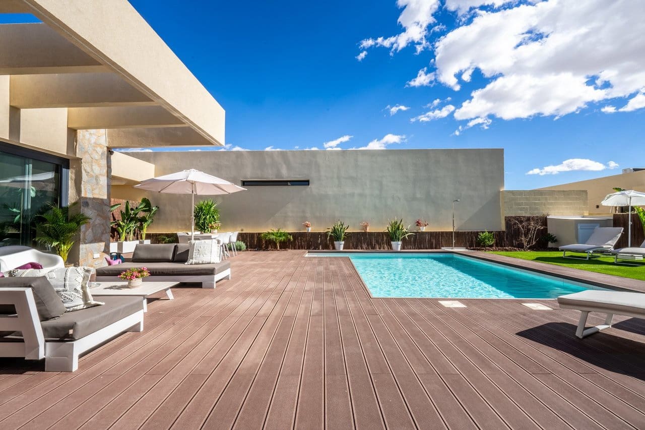 2 slaapkamer Villa te koop in Banos y Mendigo met zwembad garage - € 489.000 (Ref: 10185282)