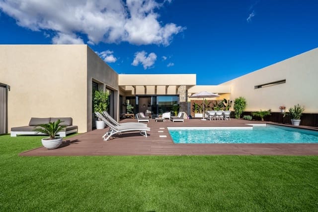 Chalet de 2 habitaciones en Baños y Mendigo, Murcia ciudad en venta con piscina garaje - 489.000 € (Ref: 10185282)