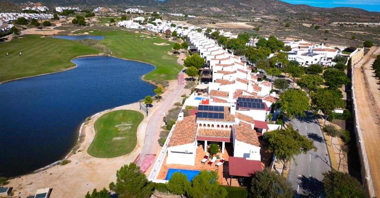 5 soverom Villa til salgs i El Valle Golf Resort med svømmebasseng garasje - € 789 000 (Ref: 10185284)