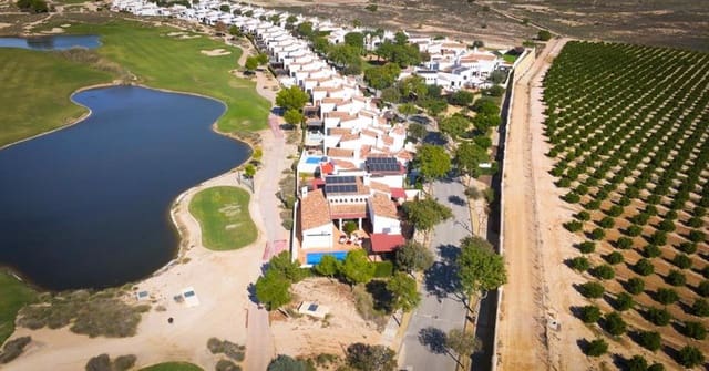5 soverom Villa til salgs i El Valle Golf Resort, Murcia by med svømmebasseng garasje - € 789 000 (Ref: 10185284)