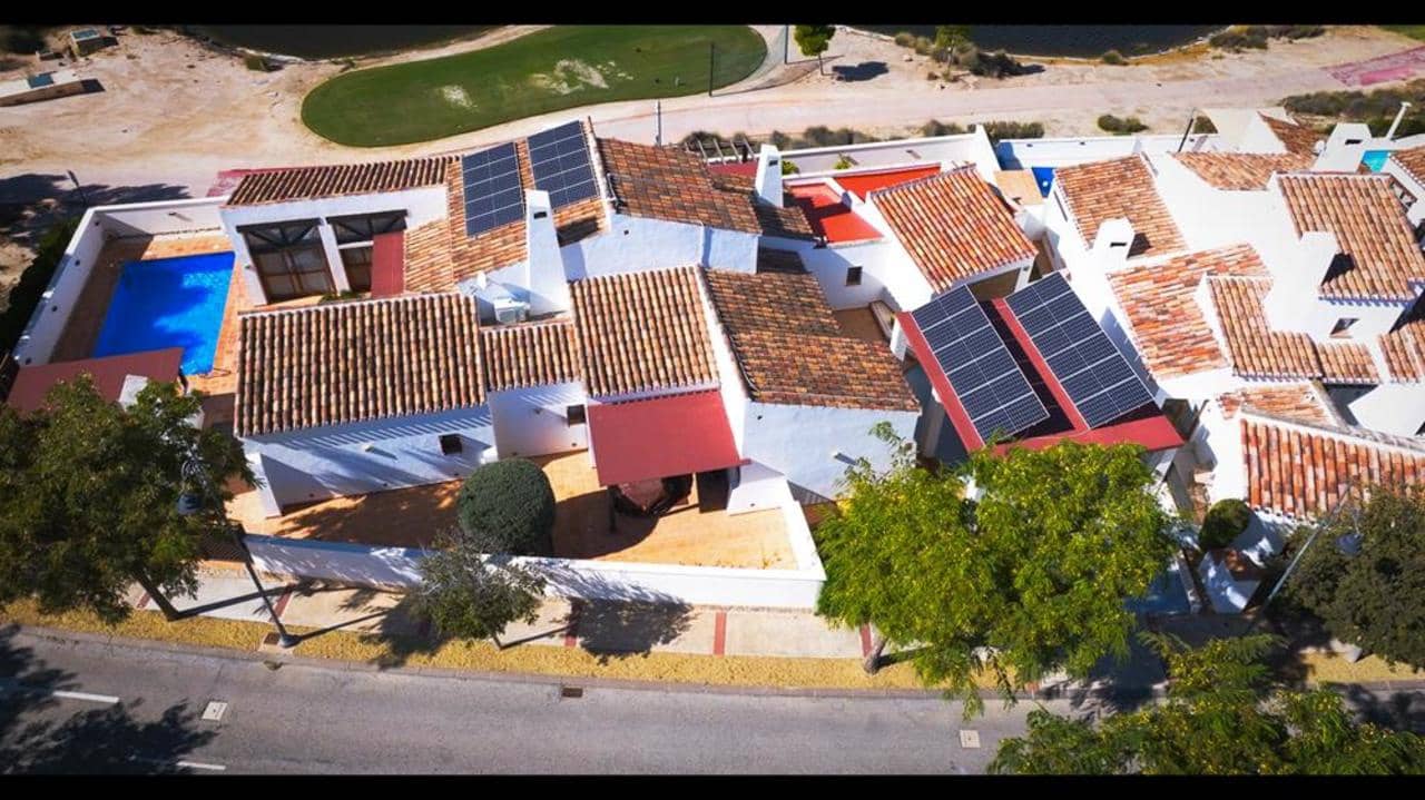 5 soverom Villa til salgs i El Valle Golf Resort med svømmebasseng garasje - € 789 000 (Ref: 10185284)