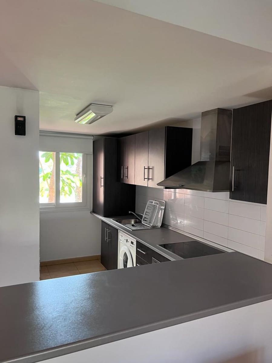 2 soverom Leilighet til salgs i Mar Menor Golf Resort med svømmebasseng - € 193 000 (Ref: 8657609)