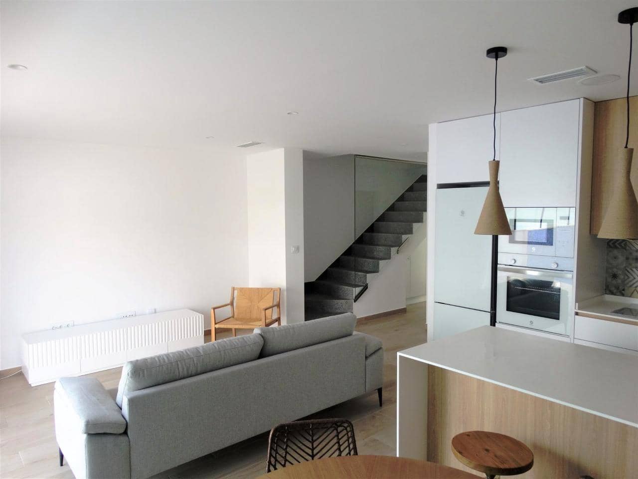 3 soveværelse Byhus til salg i Santiago de la Ribera med swimmingpool - € 425.000 (Ref: 8659647)