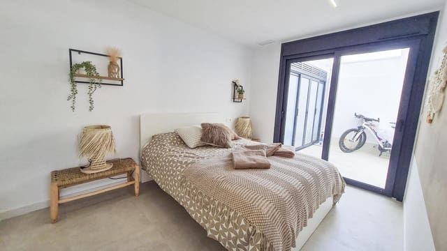 3 camera da letto Villa in vendita in San Pedro del Pinatar ciudad, San Pedro del Pinatar con piscina - 445.000 € (Rif: 8674512)