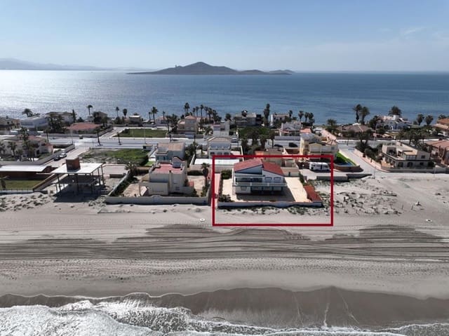 Chalet de 6 habitaciones en La Manga del Mar Menor en venta - 949.999 € (Ref: 8868831)