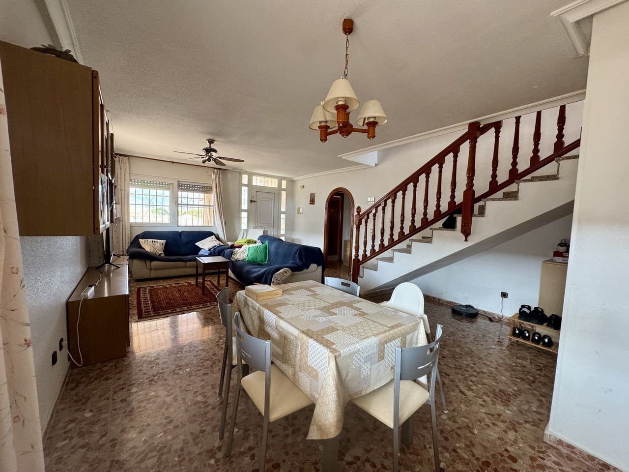 5 makuuhuone Huvila myytävänä paikassa Mar de Cristal mukana uima-altaan - 465 000 € (Ref: 9076354)