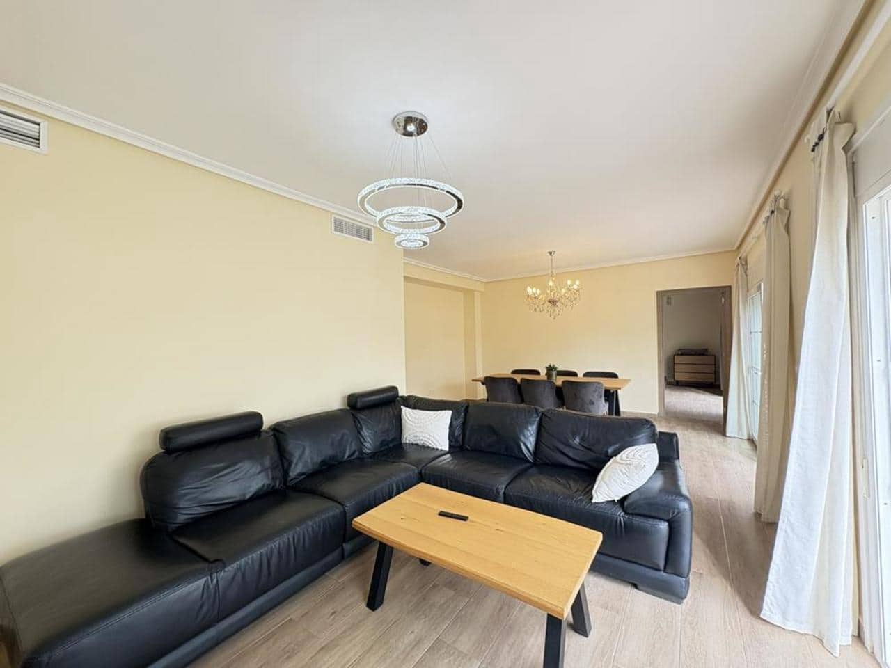 Chalet de 4 habitaciones en Baños y Mendigo en venta con piscina garaje - 475.000 € (Ref: 9158111)