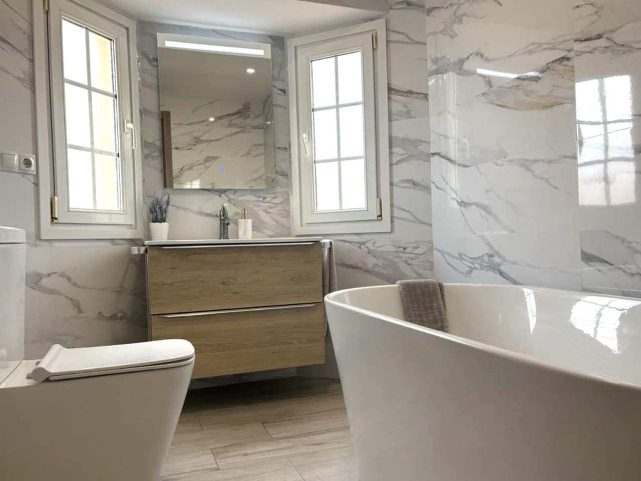 Chalet de 4 habitaciones en Baños y Mendigo en venta con piscina garaje - 475.000 € (Ref: 9158111)