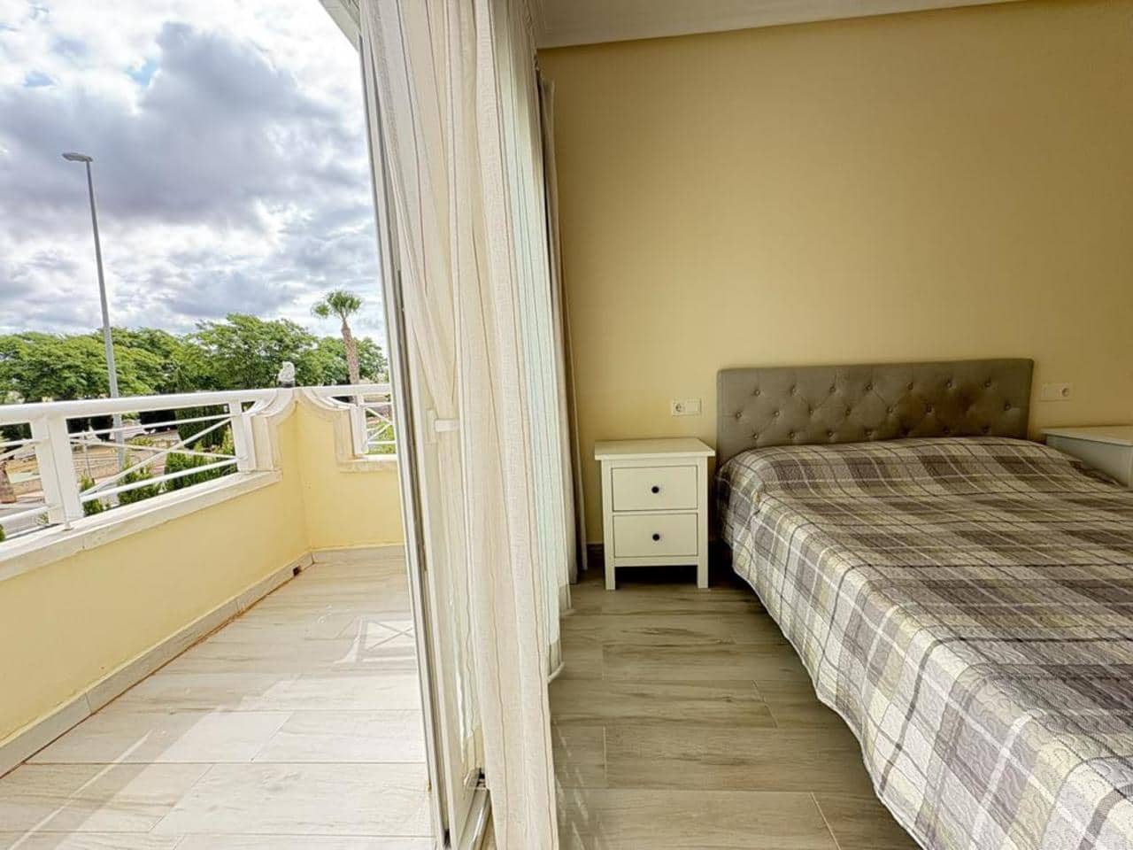 Chalet de 4 habitaciones en Baños y Mendigo en venta con piscina garaje - 475.000 € (Ref: 9158111)