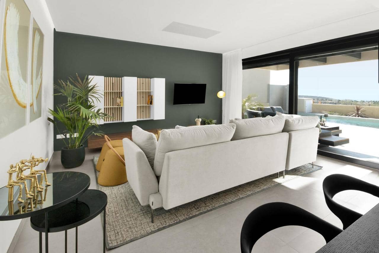 3 bedroom Villa for sale in Banos y Mendigo with pool - € 522,000 (Ref: 9231005)