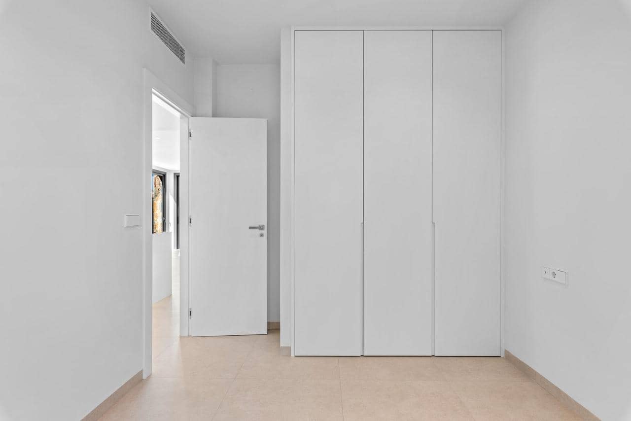 Chalet de 3 habitaciones en Pilar de la Horadada en venta con piscina - 369.900 € (Ref: 9319537)