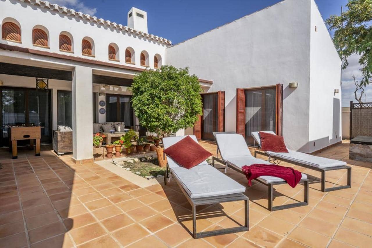 5 soveværelse Villa til salg i Banos y Mendigo med swimmingpool garage - € 789.000 (Ref: 9344070)