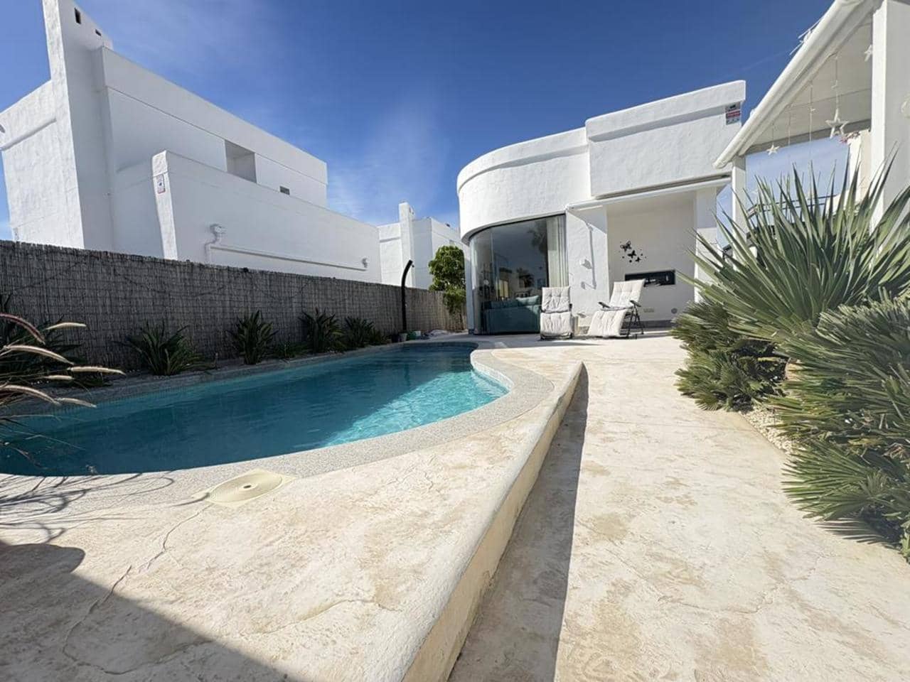 2 bedroom Villa for sale in Sucina with pool garage - € 269,000 (Ref: 9353827)