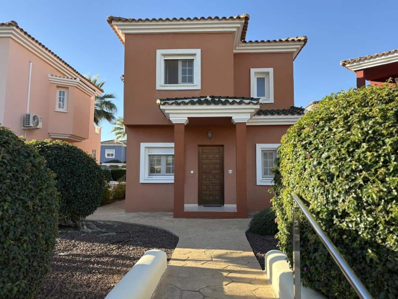 2 bedroom Villa for sale in Banos y Mendigo with pool garage - € 175,000 (Ref: 9384829)