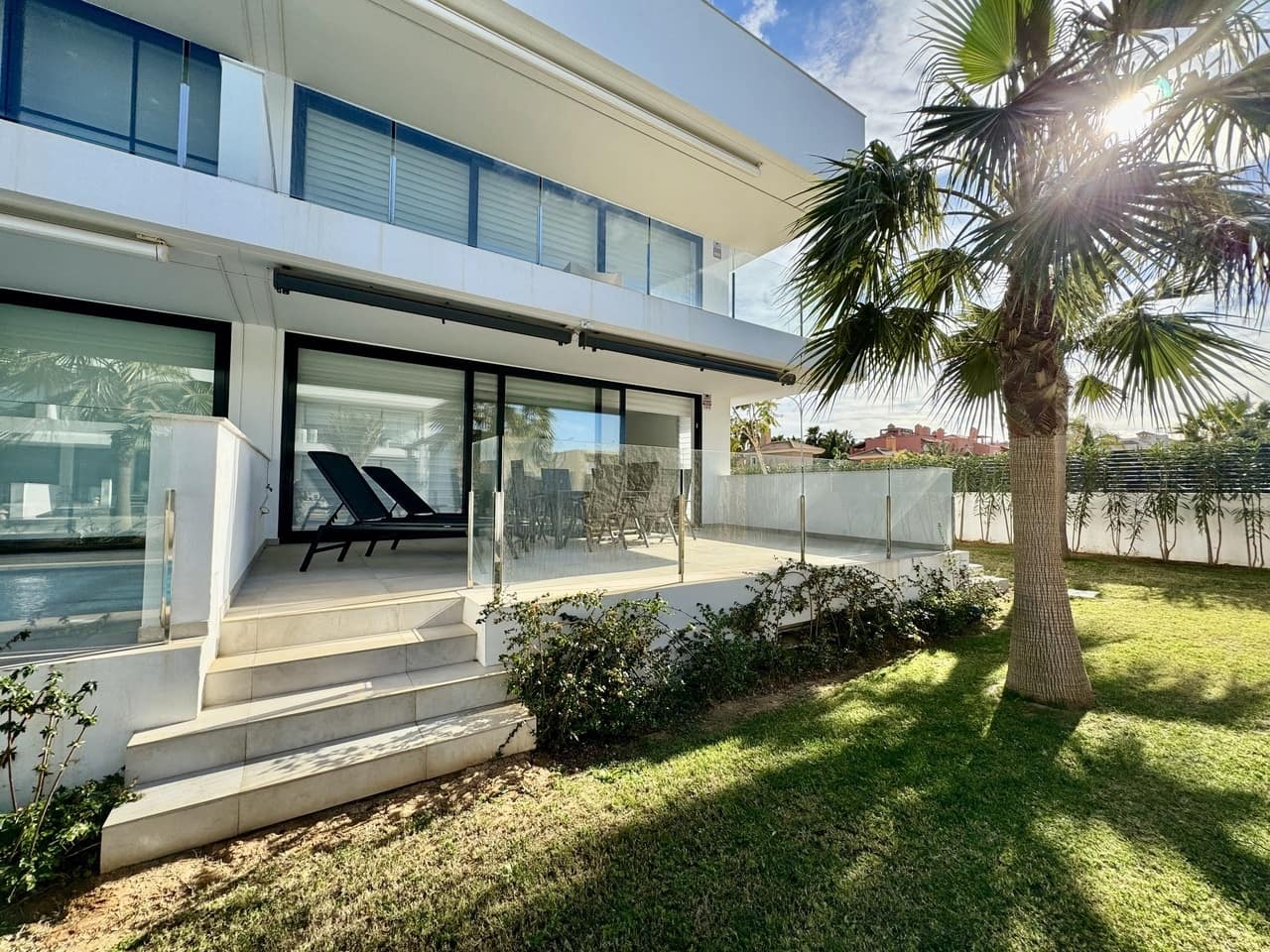 3 bedroom Apartment for sale in Mar de Cristal with pool - € 330,000 (Ref: 9390719)